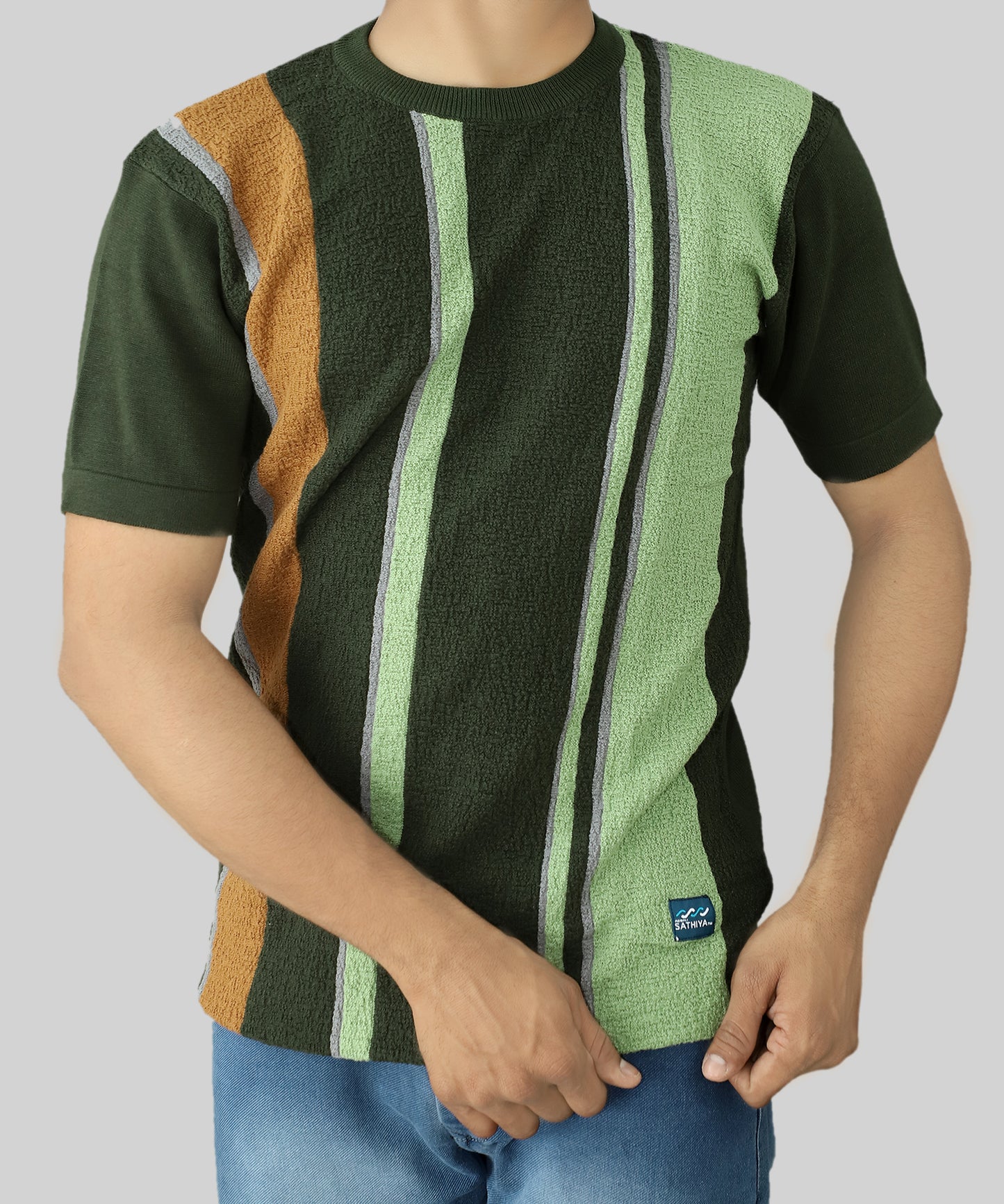 Knitted T-Shirt Men Half Sleeve Vertical Stripes Line